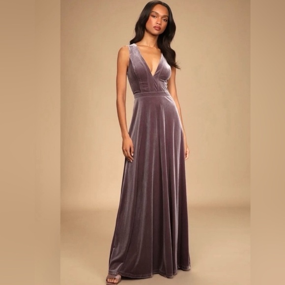 Lulu's DUSTY PURPLE Velvet Maxi Dress SIZE SMALL - Picture 1 of 12